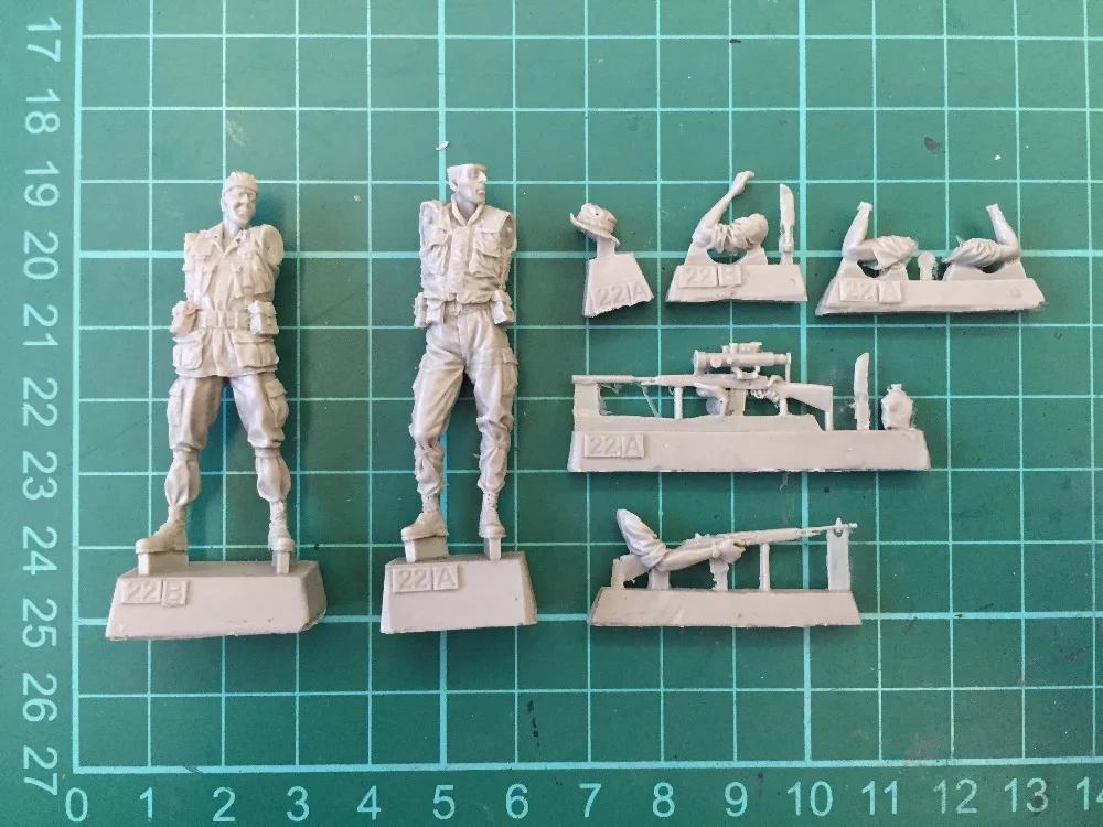 1/35 масштабе Неокрашенная фигурка из смолы вьетнамская армейская снайперская