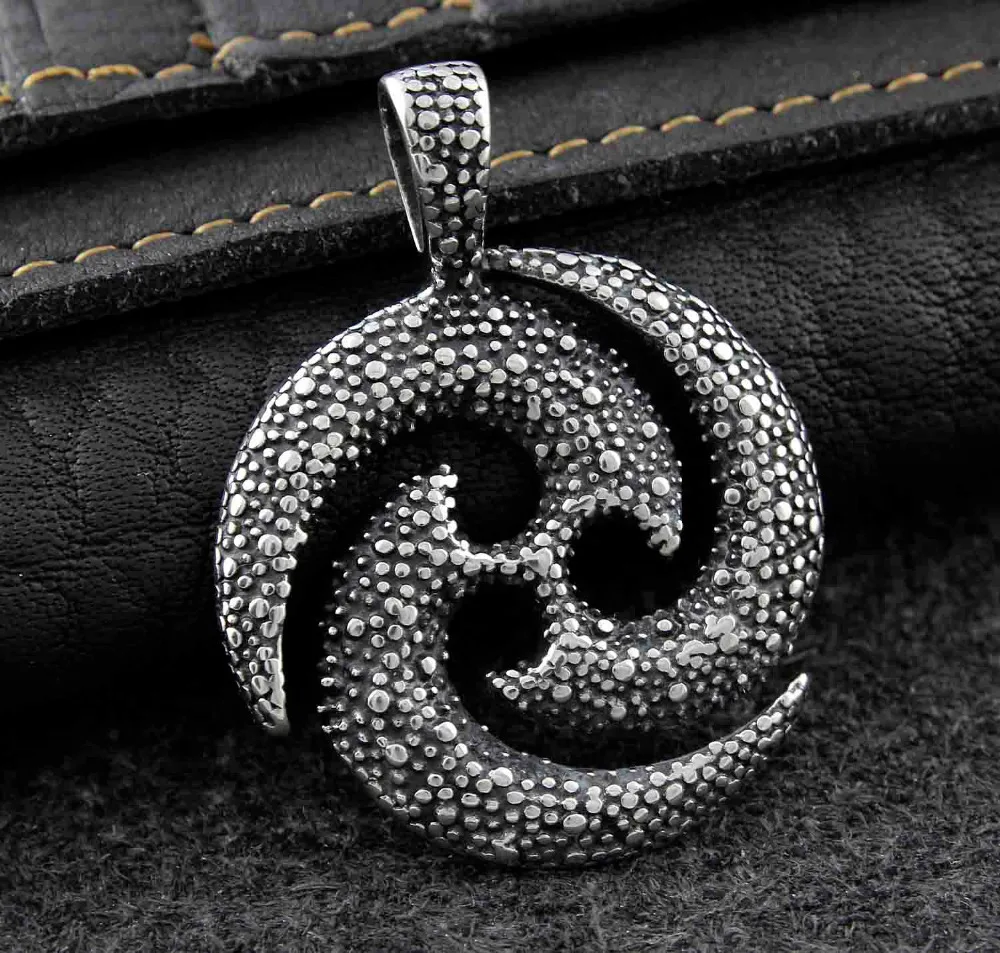 

Triskele Sun Triskelion Sun Triskel Amulet Nordic Myth Pendant Charm