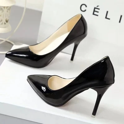 

2019 spring new Korean version of the wild shallow mouth single shoes stiletto pointed small fresh high heels.