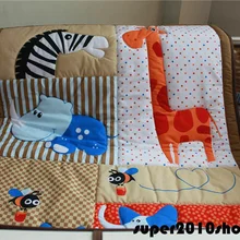 Детские постельные принадлежности для кроватки, стеганое одеяло для детской кроватки, набор из 4 предметов, одеяло, бампер, простыня, пылезащитный гофрированный, рождественские подарки