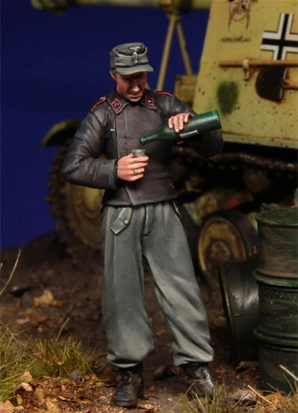1/35 модельная фигурка из смолы Kit 125 немецкий AFV Crewman Украина One фигурки несобранный