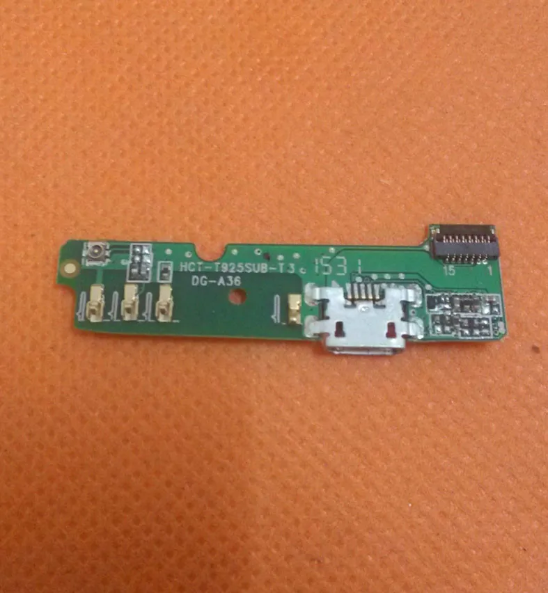 Оригинальная зарядная плата с USB разъемом и микрофоном для Doogee F3 Pro MTK6753