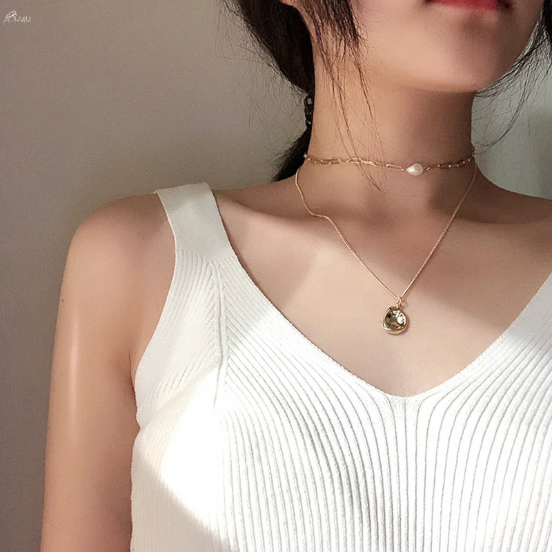 

AOMU 2019 Metal Geometric Human Face Pendant Necklace Double Layer Pearl Necklace For Women Clavicle Chain Jewelry