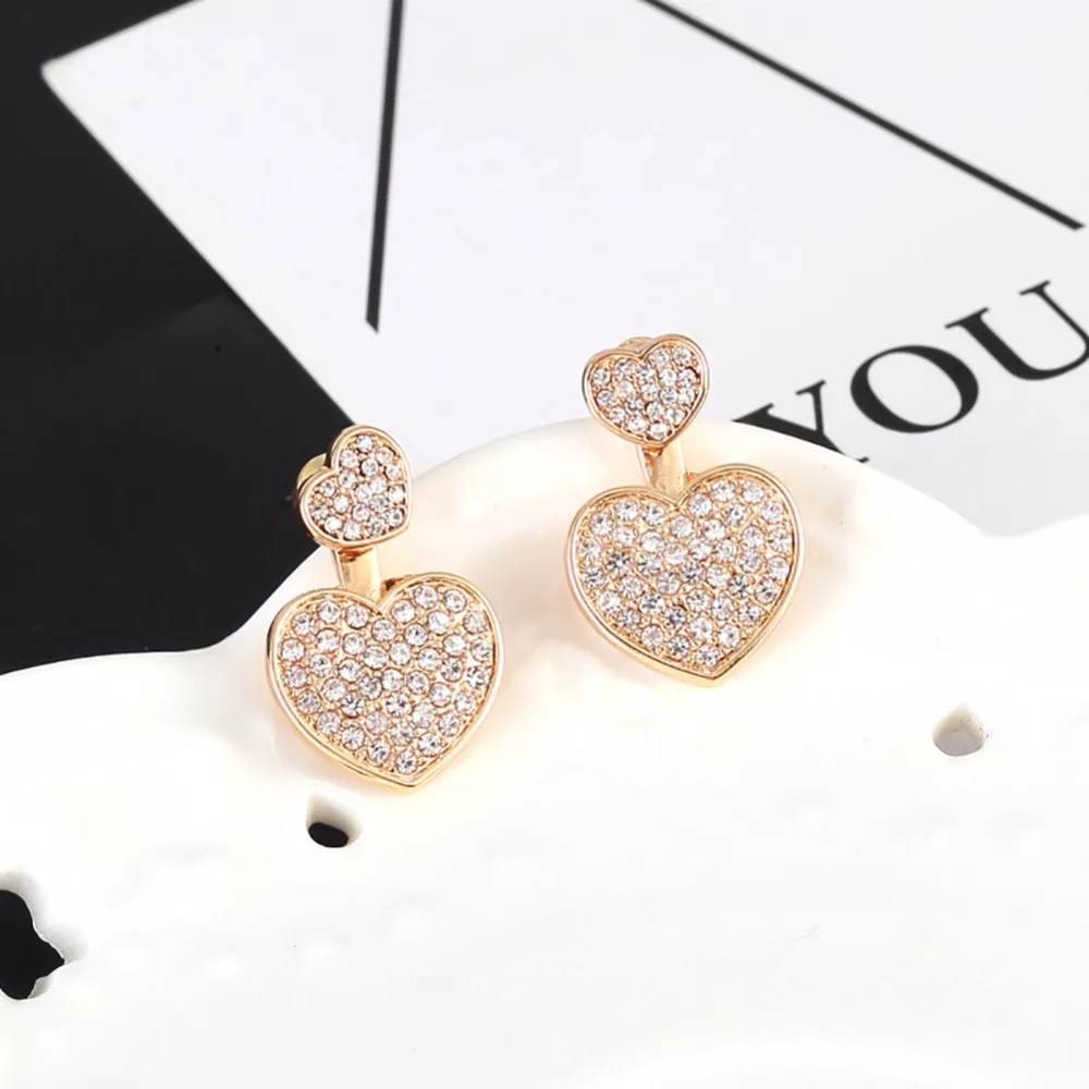 256945_no-logo_256945-0-05