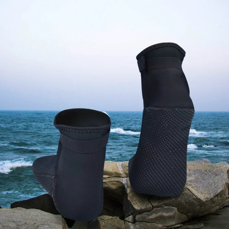 

Hisea 3.5mm neoprene surfing shoes keep warm antiskid swimming surfing fishing scuba diving soft beach shoes aqua beach socks