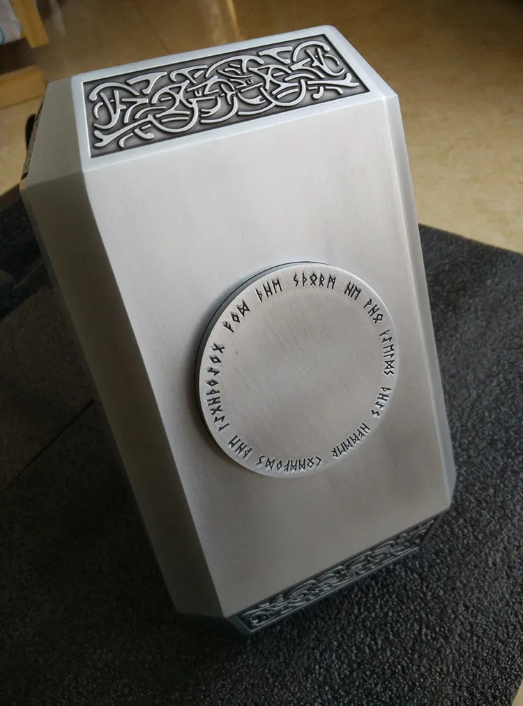 1-1-Scale-Full-Metal-Thor-Hammer-Mjolnir-1-1-Replica-Thor-Custom-Cosplay-Hammer-Collection (1)