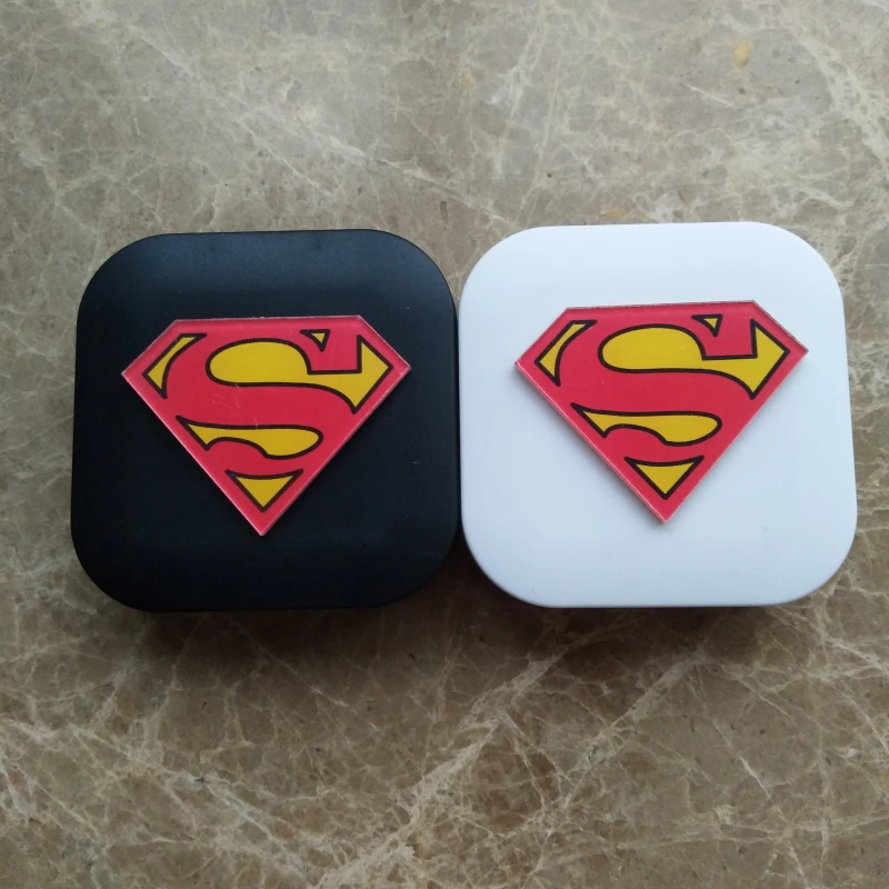 LIUSVENTINA Лидер продаж Портативный DIY акриловые Симпатичные Бэтмен Капитан Америка Супермен контактные линзы с зеркалом для Цвет линзы