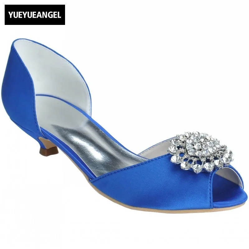

Satin Wedding Party Low Heeled Shoes Designer Shallow Peep Toe Crystal Heeled Sandals Women Plus Size White Black Red Footwear