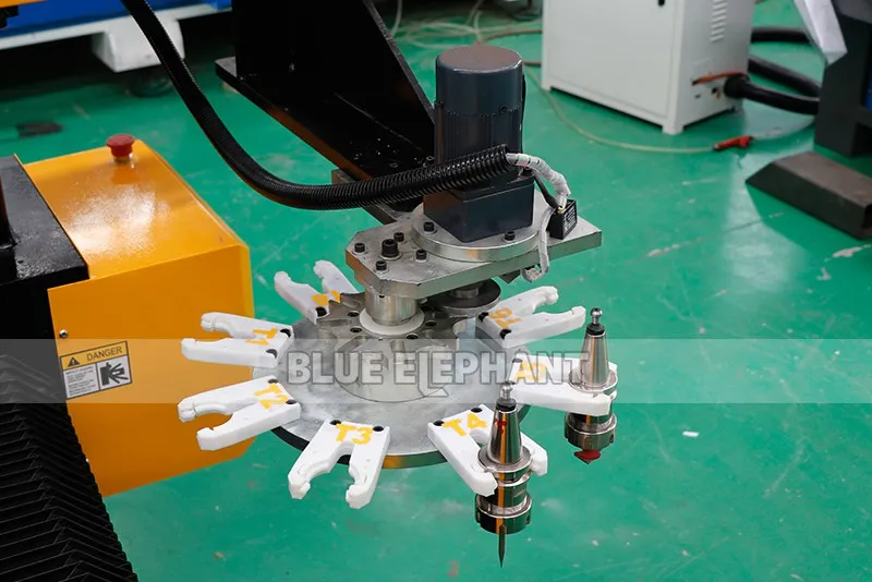 detail-02-for-2113-atc-3d-cnc-stone-sculpture-machine-for-marble