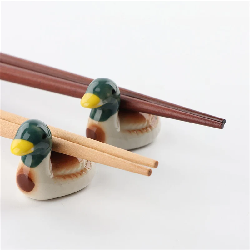 

1pc Cute Ceramic Chopsticks Holders Duck Shape Chopstick Stand Shelf Spoons Fork Rack Rest Flatware