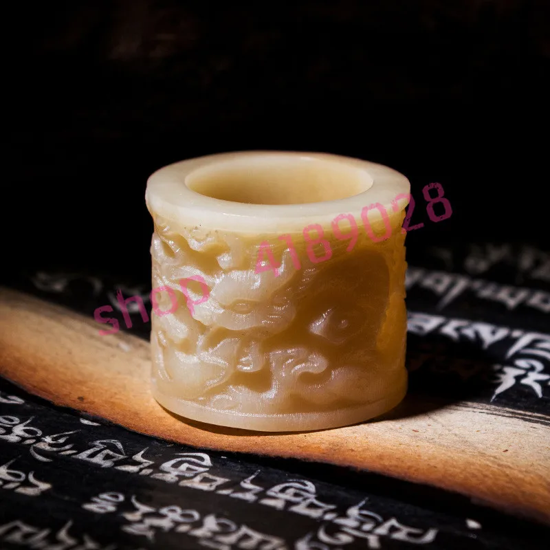 

Natural oil lubricated camel bones, carved trachinoid four seas rings, bone carving crafts accessories.