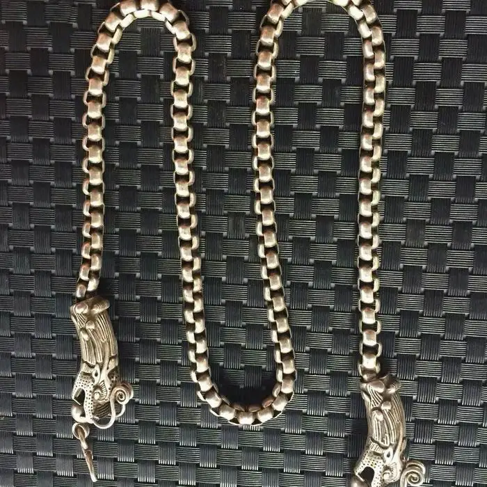 China Old Tibet Silver Carve necklace Loong head necklace