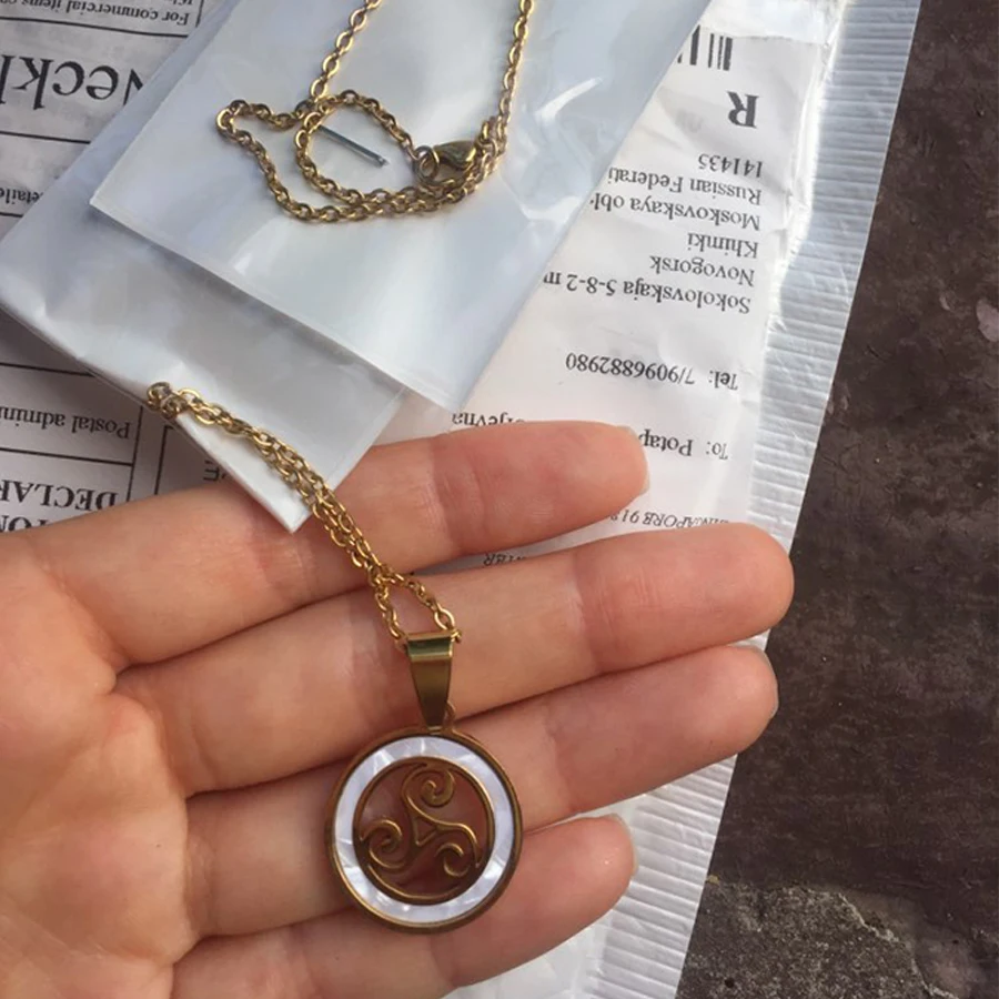 HOBBORN Women Men Teen Wolf Pendant Necklace Stainless Steel Shell Triskele Triskelion Allison Argent Choker Cosplay Necklaces