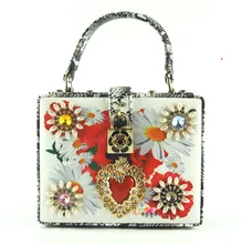 Diamond flower print hasp lock crocodile handbag,new fashion high-end luxury box retro palace style shoulder bag,women lady bags