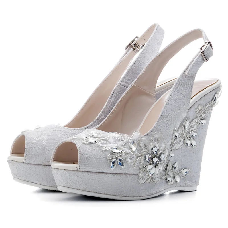 

Sexy Flower Embroidery Rhinestone Decor Wedge Heels Sandals Back Strap Peep toe Lace Sandals Gladiator Ladies Floral Shoes