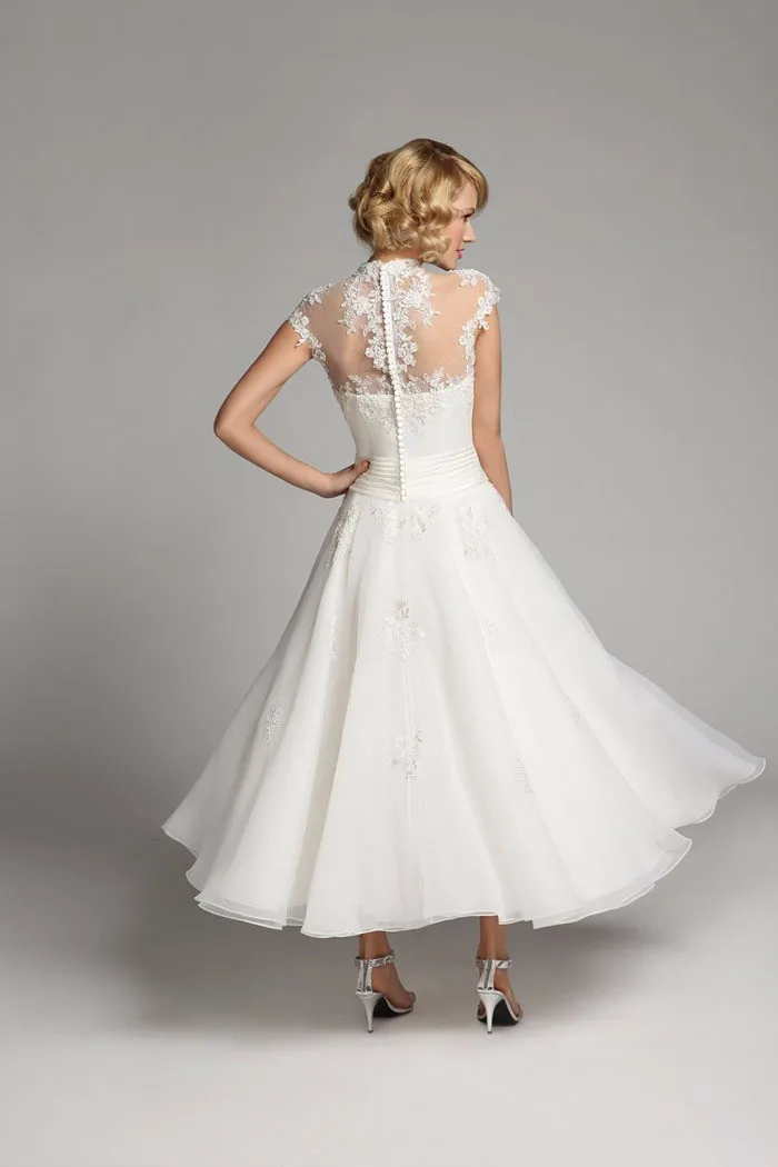 Romantic-2016-Sexy-A-Line-Short-Vintage-Wedding-Dresses-Ankle-Length-Vestido-De-Noiva-Curto-Casamento (2)