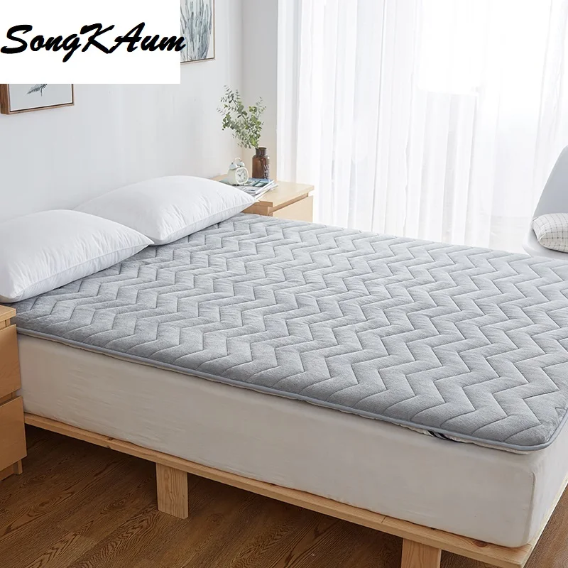 New Thickening Polyester Fibre Tatami Student Dormitory Single mattress Foldable Mattress Single Hostel Bedspread Bed Pad