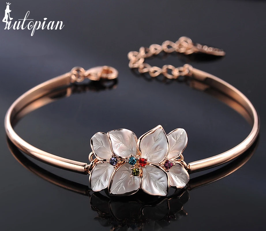 

Iutopian 2018 New Arrival Flower Bracelet Bangles With Genuine Austrian Crystal Mother's Day Gift For Her 1#RG31770