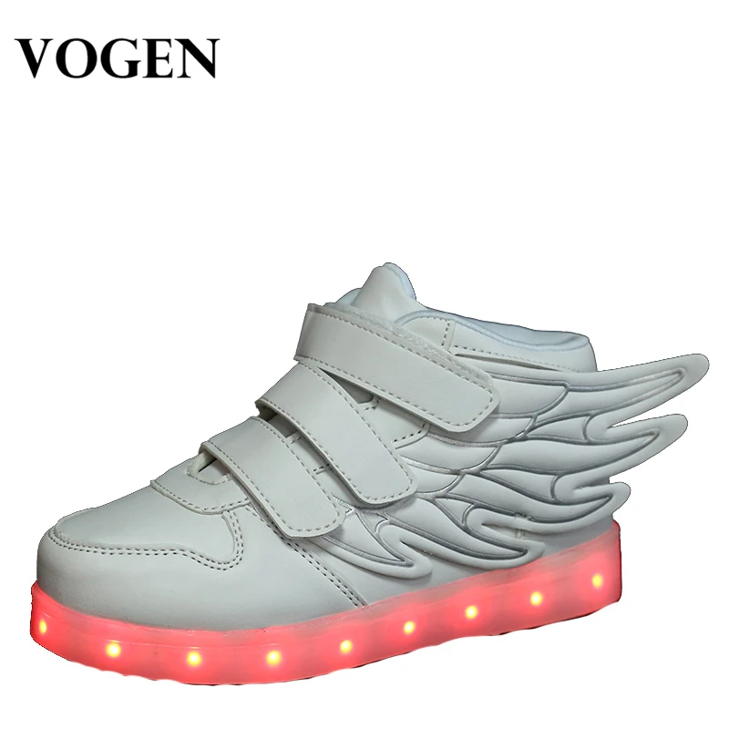 sapato com luzes infantil