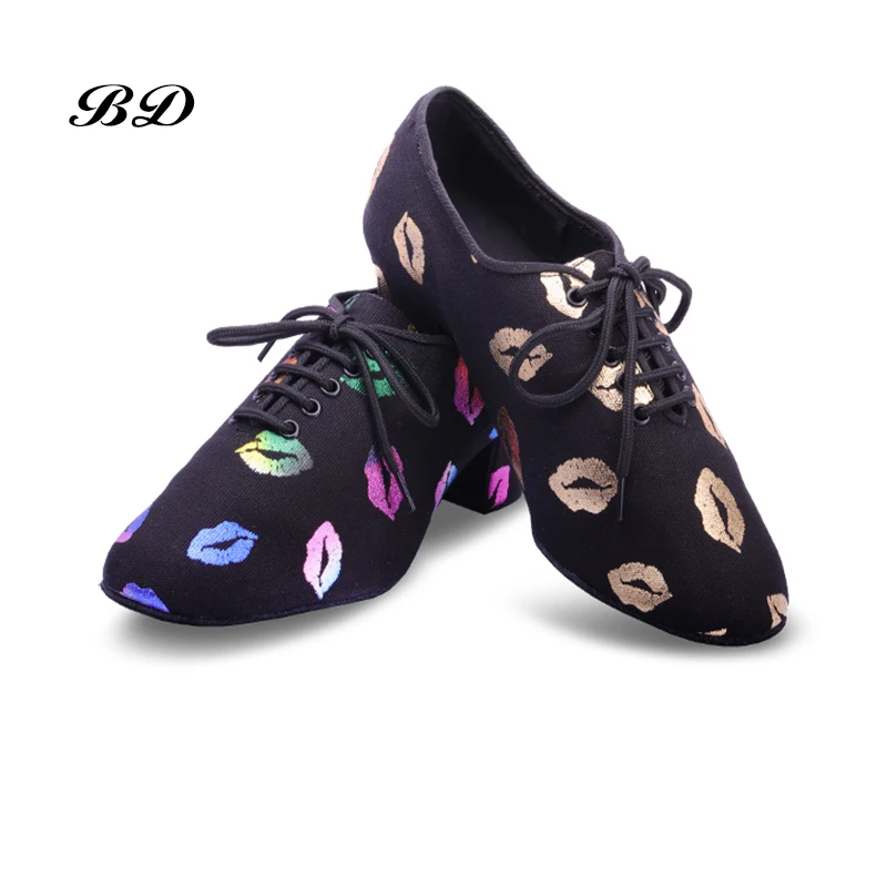 Goede Sneakers Latin Dansschoenen Vrouwen Echt Bd T1 Leraar Schoenen Zwart Hak 4.5 Cm Mannelijke Vrouwelijke Echte Rode Lippen Oxford doek Zakken