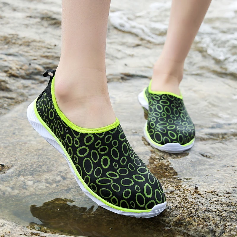 النساء أحذية ماء الرجال ركوب أحذية الصيف في الهواء الطلق الرياضة السباحة أحذية العمل خارج أكوا الأحذية الخوض المنبع الشاطئ بيرفوت أحذية