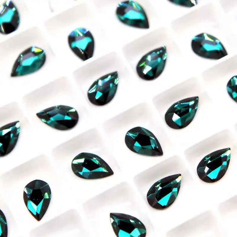

20pcs/pack Crystal Shiny 3D Nail Art Rhinestones Green Waterdrop for Nail Art Decorations Manicure Diamond Nailart DIY Charm