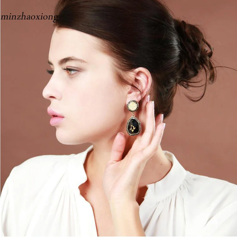 

Fine Jewelry Broken Gold Irregular Drop Dangle Earrings Female Wild Nightclub Earrings Explosions Women Jewelry