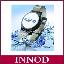 Индивидуальные cheap дешевая цена rfid наручные спортивные бирки водонепроницаемый 840-960 МГц rfid браслет с биркой