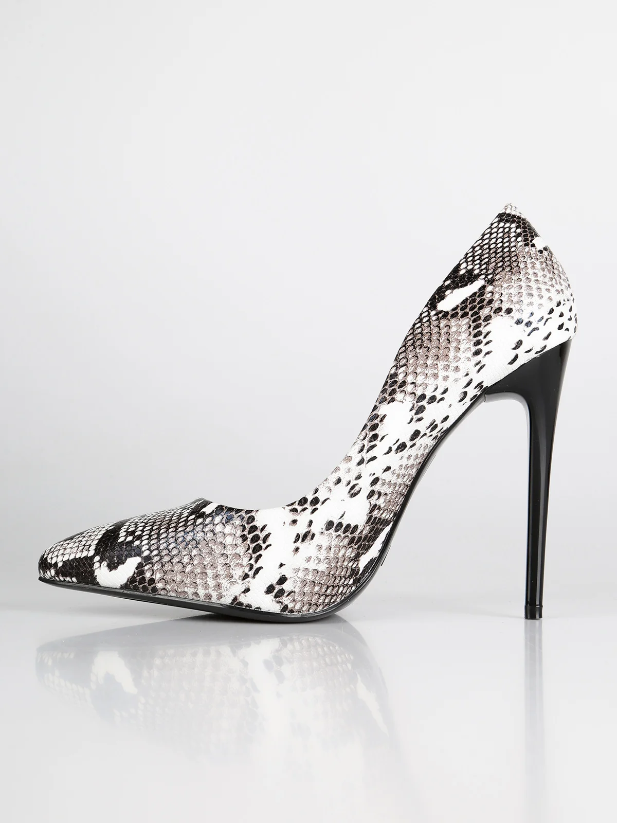 Pumps pointed toe snakeskin Effect