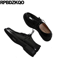 Дизайнерские женские туфли-оксфорды с круглым носком в британском стиле на шнуровке в китайском винтажном стиле; сезон весна-осень; обувь на плоской подошве из натуральной кожи; цвет черный, коричневый