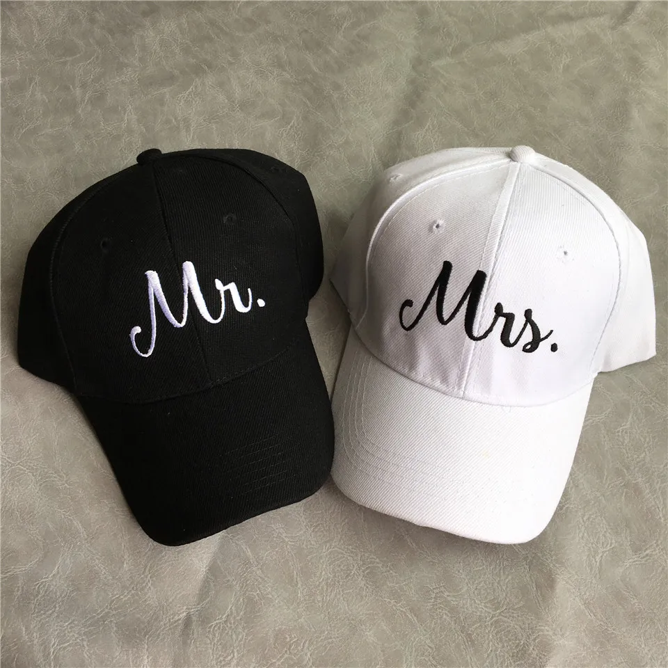 

Mr. Mrs. Letter Embroidery Baseball Cap Washed Soft Cotton Snapback Hats Men Women Couple Gifits Adjustable Gorras Free Shipping