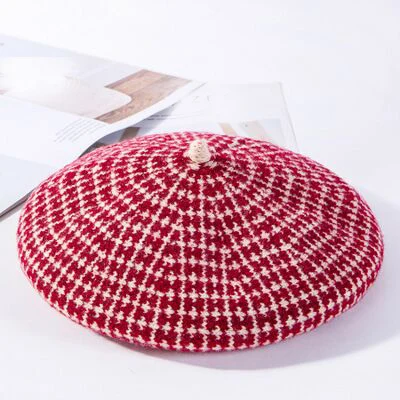 Winter Autumn Beret Hats Women Colorful Color Wool Berets Female Bonnet Cap Winter Warm Thicken Hat For Girls - Цвет: wine red