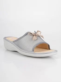 

With bow and open toe Slippers