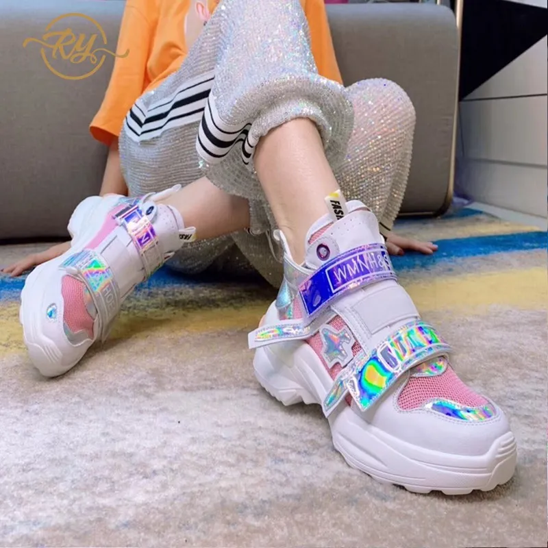 RY-RELAA المرأة أحذية رياضية أحذية 2018 الأزياء الفاخرة المرأة مصمم حذاء كاجوال النساء ulzzang تزلج الأحذية منصة