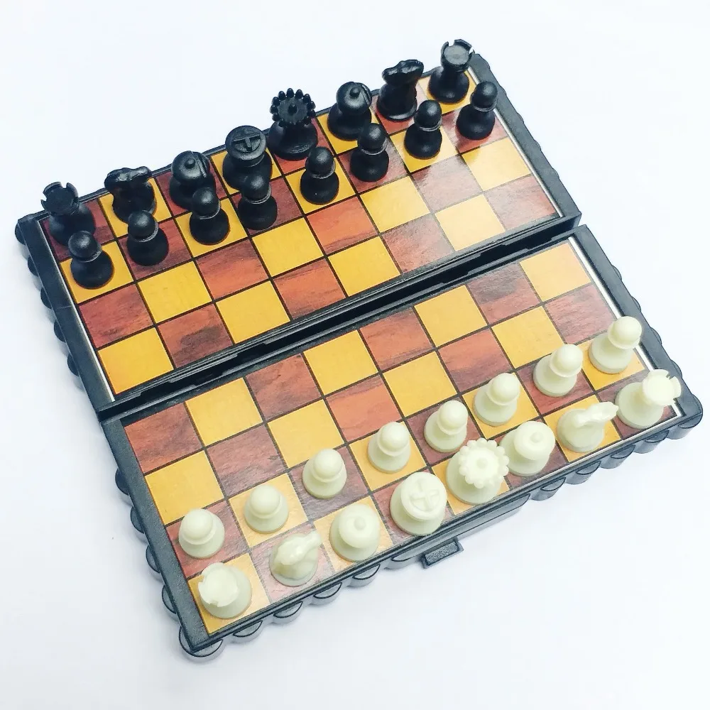 E832 Magnet Chess 21g