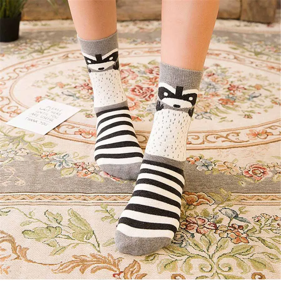 [WPLOIKJD]Autumn Winter Warm Terry-Loop Cute Socks Cartoon Animals Patterns Casual Funny Socks Sokken Christmas Calcetines Gift