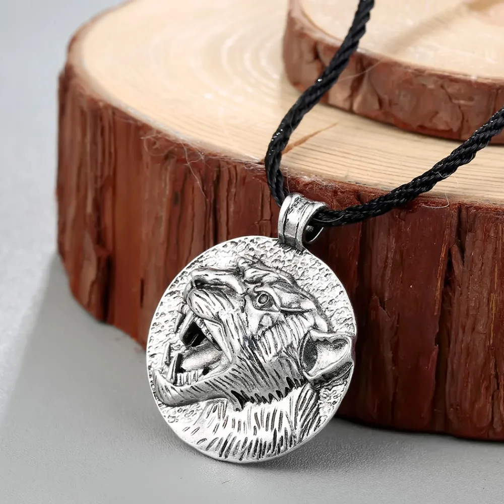 

CHENGXUN Valknut Viking Symbol Panther Head Animal Predator Pendant Necklace the Jaguar Protection Jewelry
