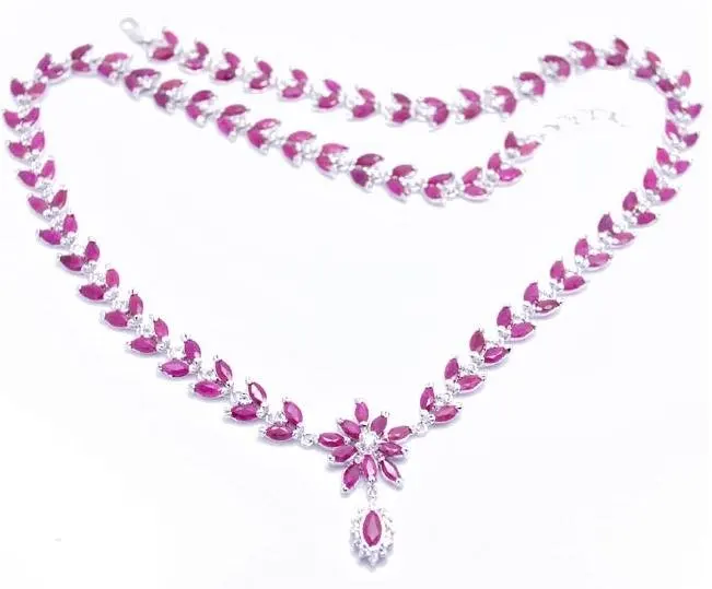 

Ruby necklace Free shipping Necklace Natural ruby 925 sterling silver necklace 0.13ct*130pcs,0.35ct*1pc gems
