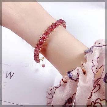 

Zhaotaohua natural crystal bracelet female hand imported natural dove blood strawberry crystal bracelet imported 14K gold bracel