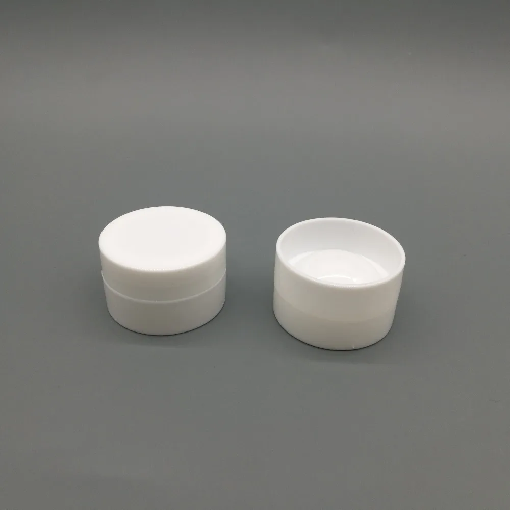 شحن مجاني 24 قطعة/الوحدة 5 جرام 5 ملليلتر pp الأبيض جرة التجميل الحاويات ، كريم جرة بلاستيكية فارغة مع جوفاء أسفل