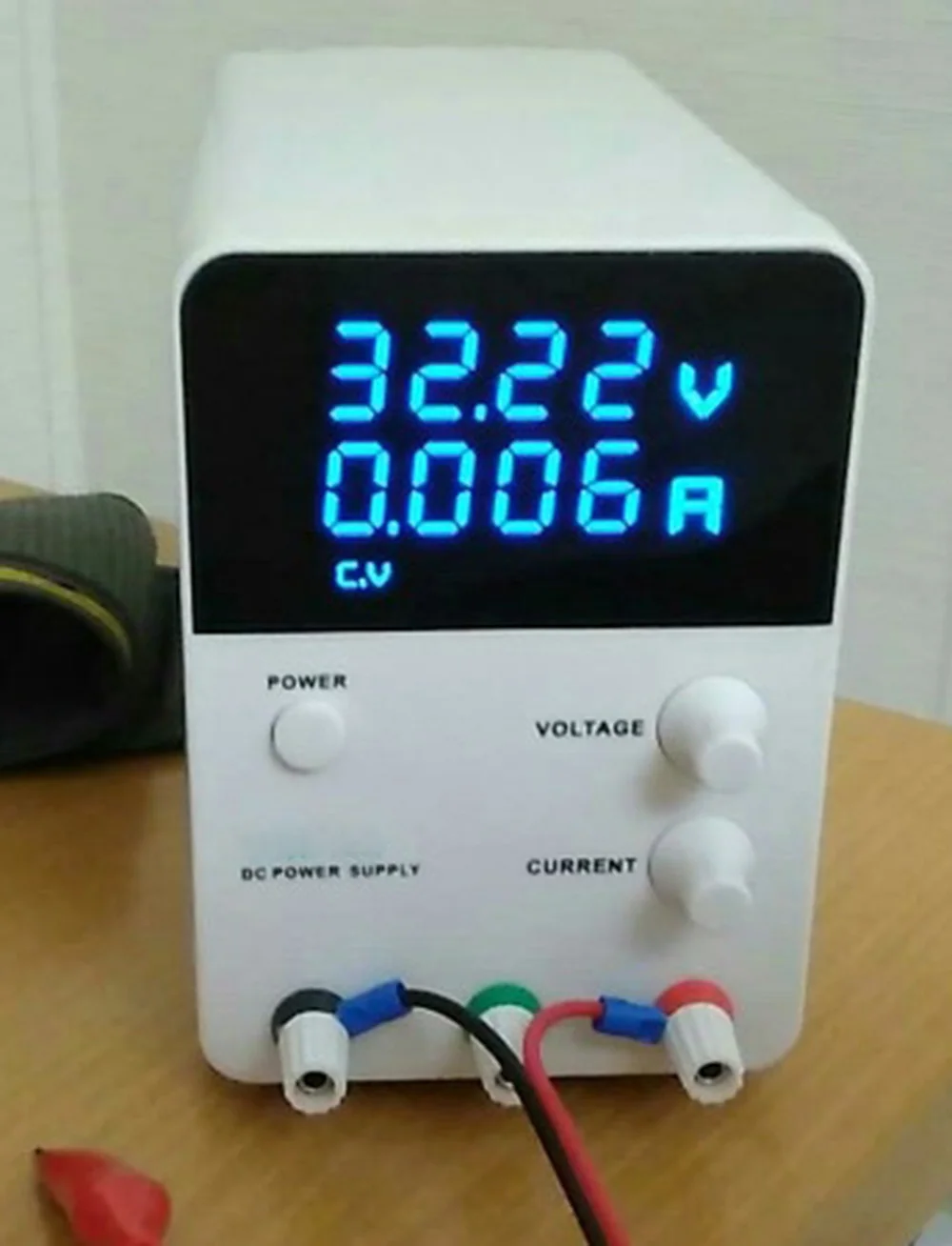 30V 10A Высокая точность цифровой настраиваемый источник питания постоянного тока Напряжение регулятор лабораторный источник питания постоянного тока