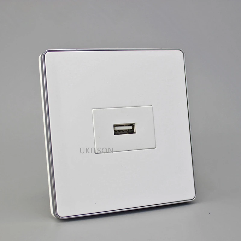 Free Solder USB Wall Outlet pic 2