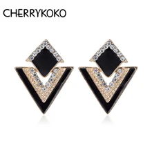 2018 Hot Selling Luxury Earrings Fashion Triangle Crystal Stud Earring For Women Vintage Earrings Jewelry