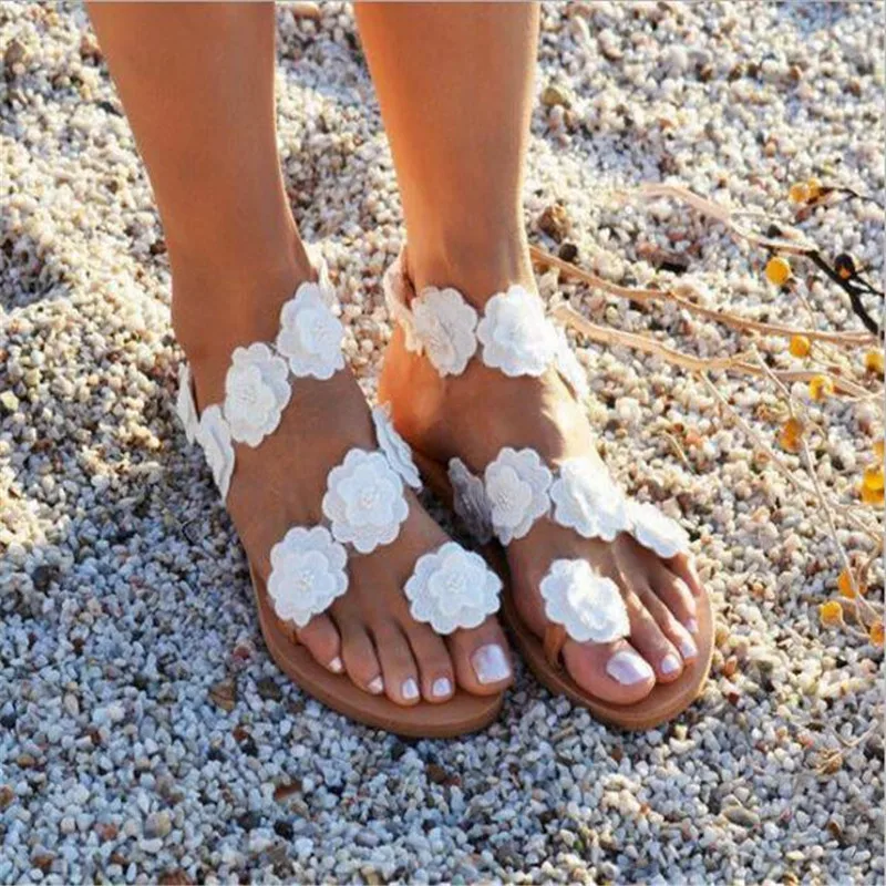 

Women Sandals Bohemia Style Summer Shoes For Women Flat Sandals Beach Shoes 2019 Flowers Flip Flops Plus Size Chaussures Femme