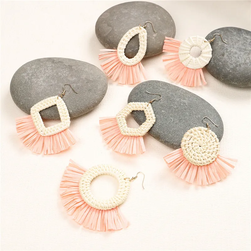 

2019 Boho Straw Weave Rattan Braid Round Circle Long Tassel Drop Earrings For Women Fringe Raffia Statement Sector Earrings