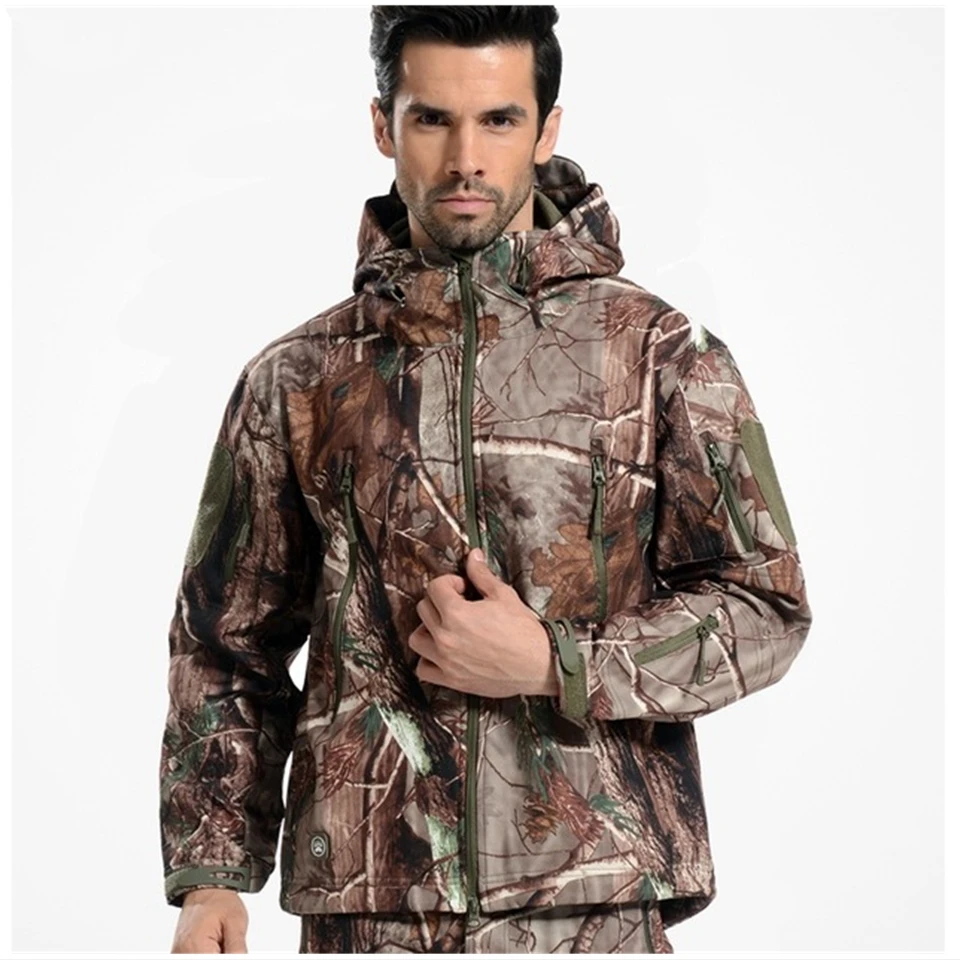 

New 2018 Men Outdoor HIiking Jacket TAD Gear Tactical Softshell Camouflage Army Sport Waterproof Hunting Clothes Military Jacket
