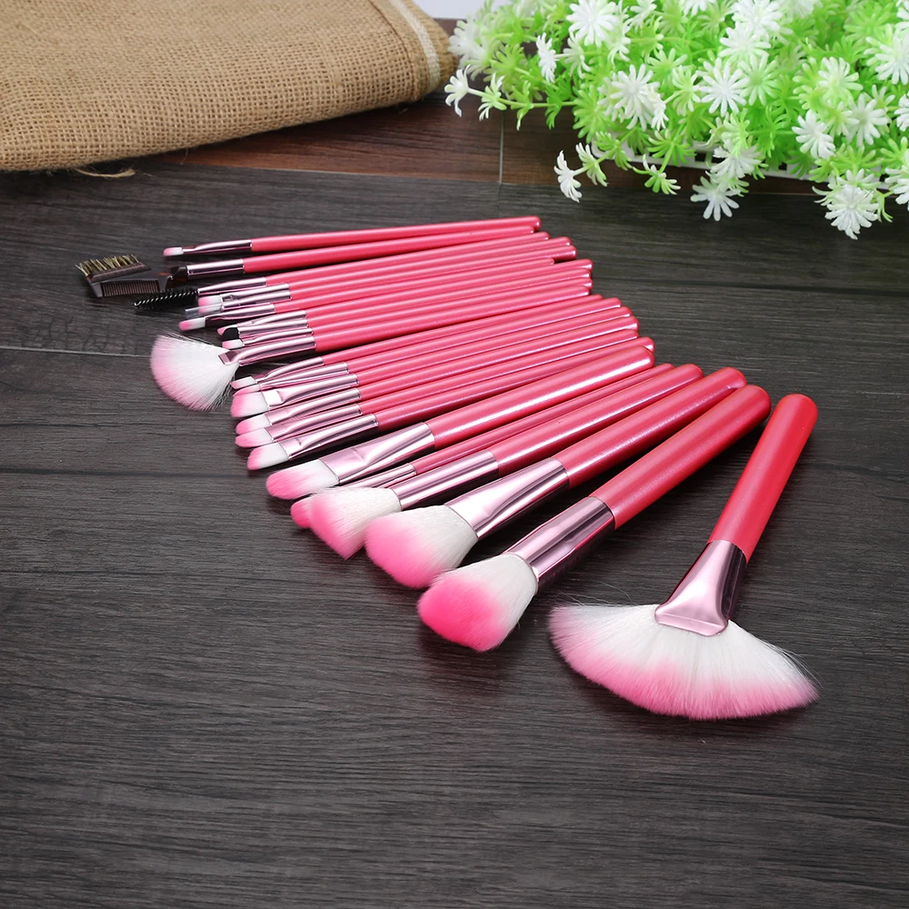 

Top Quality 7/22/32PCS Pro Makeup Brushes Set Face Eyeshadow Blush Powder Lip Brush Kit Full Application for Professional Use