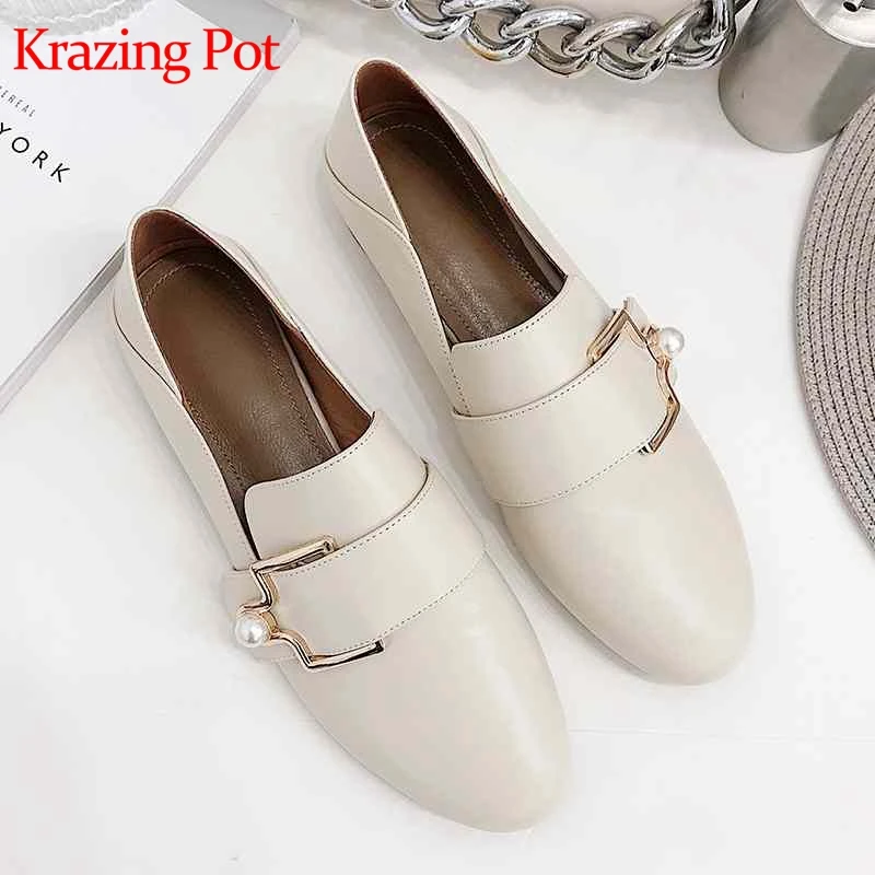 

Krazing Pot vintage design new full grain leather round toe low heel brand shoes office lady pearl decoration elegant pumps L7f1