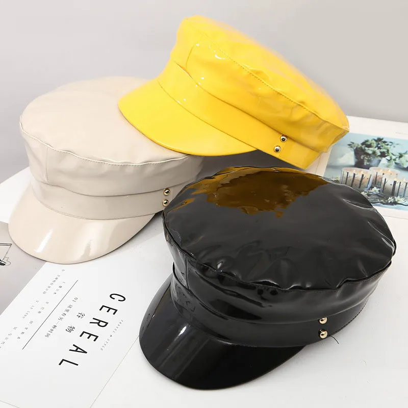 

2019 Spring New Fashion Patent Military Hats Ladies Hats Solid Color Flat Top Hat PU Leather Bone Captain Women Winter Berets