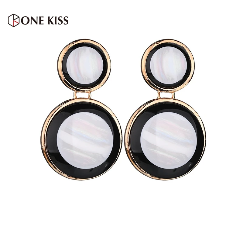 

New Fashion Round dangle earrings Trendy White Color Eye shape acrylic Long Drop Earring For women Wedding Bride Jewelry Gift